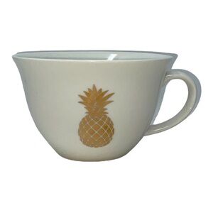 Signature. Large White with Gold Pineapple Design Mug.
